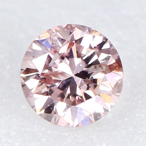 ピンクダイヤモンドにも多くの「ピンク色」が存在する | ジュエリー 